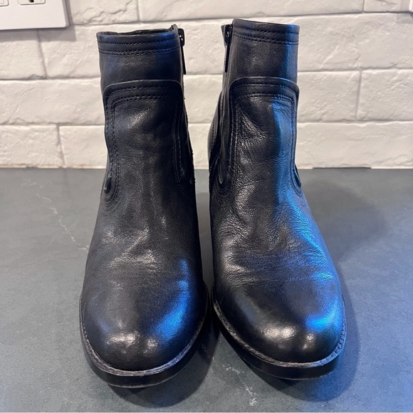 Arturo Chiang sz 8.5 black leather western style heeled ankle booties - Picture 9 of 16